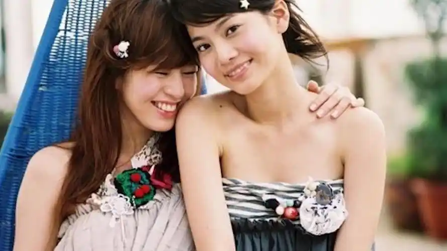 刘品言发长文祝福曾之乔结婚 坦言像嫁女儿一样