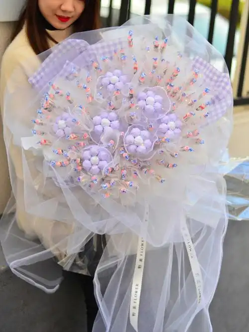 大白兔奶糖棒棒糖花束