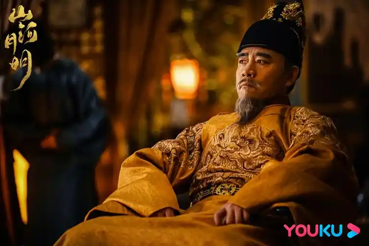 电视剧的开篇主要表现了少年朱棣有志不在年高,但行事冲动叛逆,让他的