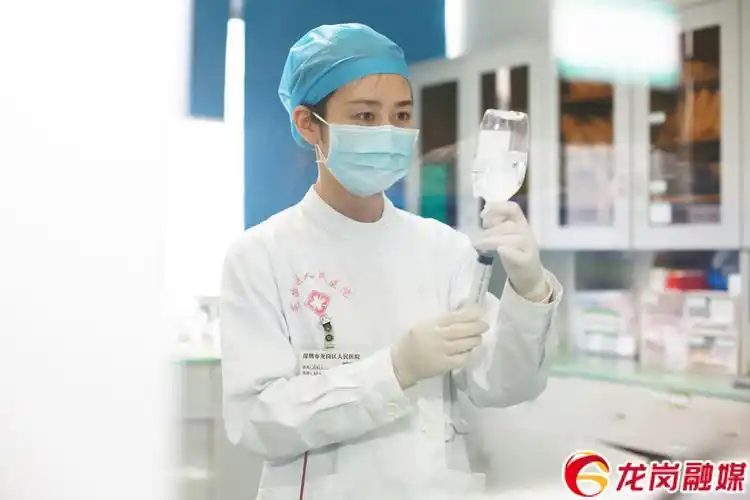 护士节系列报道战疫一线开出最美的花责任与担当促进逆行