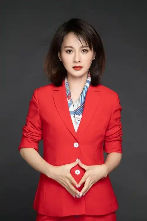 会说中文的外国人都认识的央视美女主持-韩佳