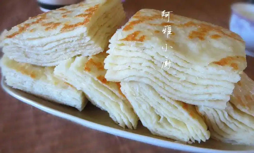 发面饼最好吃的做法,多加这一步,又暄又软还分千层,当早餐真香_蒸锅_