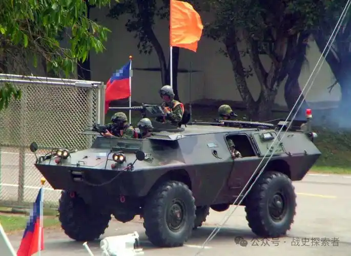 领导跑路专座,自家测评垫底——台军中使用的 cm-31 型装甲车