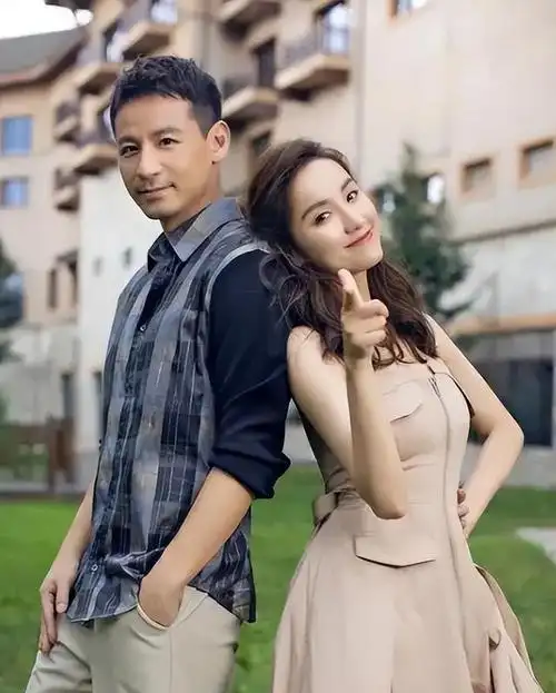 2016年,钱泳辰终于与吕一喜结连理,两人步入婚姻的殿堂.