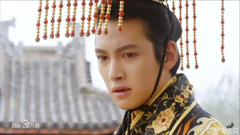 ▼奇皇后中大红的池昌旭,饰演痴情又懦弱的元国皇帝