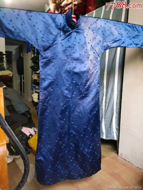 民国30年代缎面丝绸旗袍