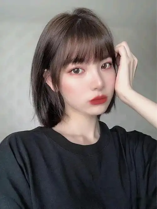 适合方脸女生的短发3