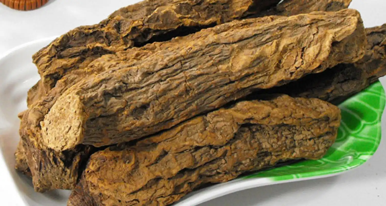 锁阳是一种生长在沙漠地带的植物,属于锁阳科,是一种较常见的草药.