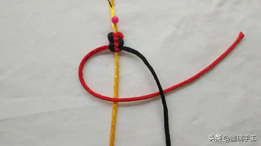 平结收尾怎么打结(diy手工编绳必学的基础)