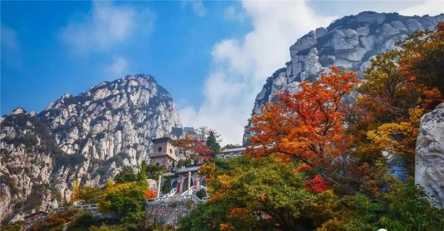 百度繁星大会登封站##日出嵩山漫品登封#   嵩山是中国著名的旅游