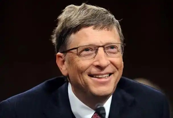 比尔盖茨再捐200亿?退出世界富豪榜的比尔盖茨到底想干啥?