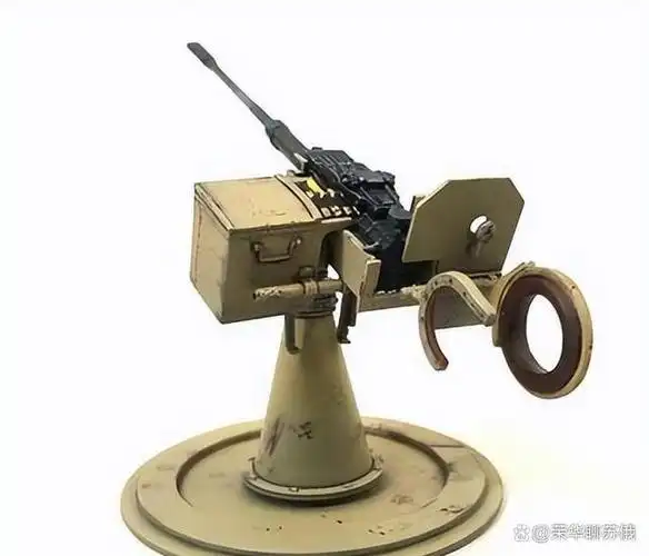 德国海军司令部还是试图通过引进 30 毫米高射炮来加强舰队的防空能力