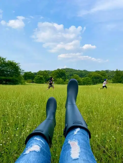 hunter雨靴～黑标瘦版型～质感和舒适感都好～关键上脚好看啊～绝绝的