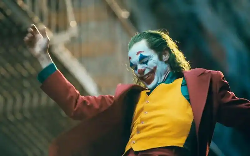 小丑:不是真正的绝望,我又怎么会如此的优雅疯狂!