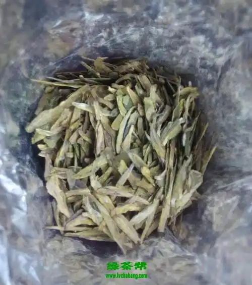 龙井茶毫和发霉的区别
