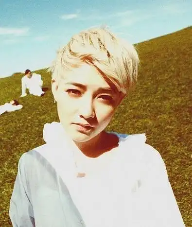 夏小光的相册绝世名伶范晓萱