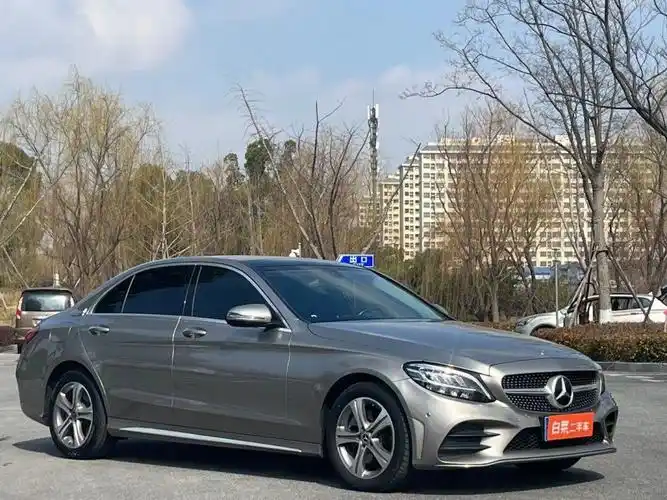 奔驰c级 2021款 c 260 l 运动版 国vi,行驶5.4公里,车况精品