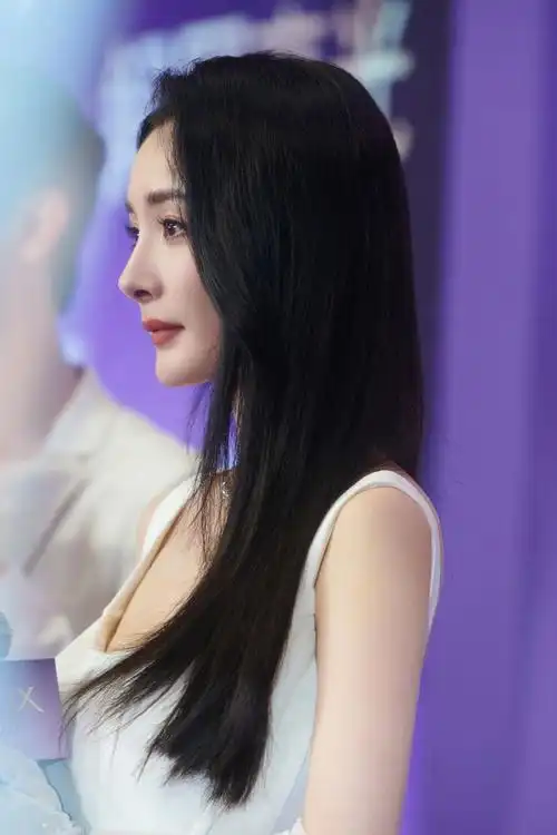 杨幂 侧脸 5k手机高清壁纸