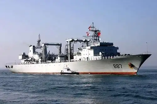 中国海军近3年入列29艘新军舰 中华神盾舰占了1/4(1)