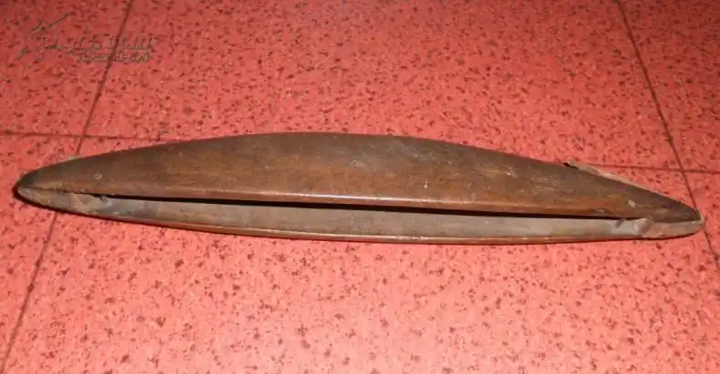 织布用的老梭子一个