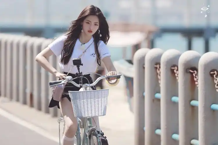 杨超越 夏天不止炽热 也因你而熠熠生光 - 堆糖,美图壁纸兴趣社区