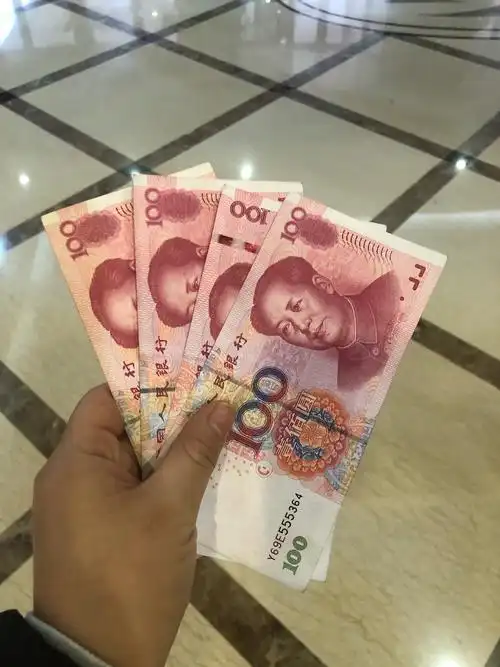 郝先生在观澜茶缘得知此情况后,当即拿出四百元,亲