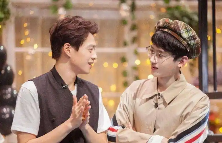 山花cp吖 - 图虫