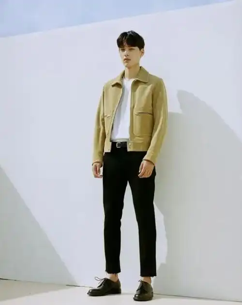 矮个子男生穿衣搭配了解这8个搭配技巧