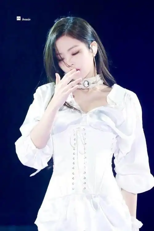 jennie白月光solo封神现场