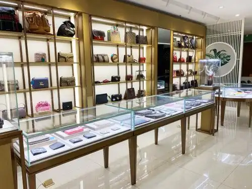 又一家二手奢侈品公司被资本盯上红海市场里的后来者居上有戏吗