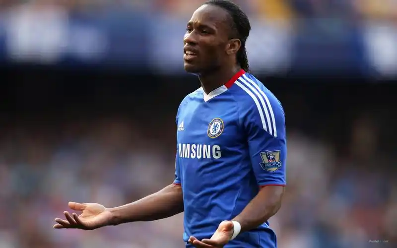 电脑壁纸 体育 足球 魔兽德罗巴