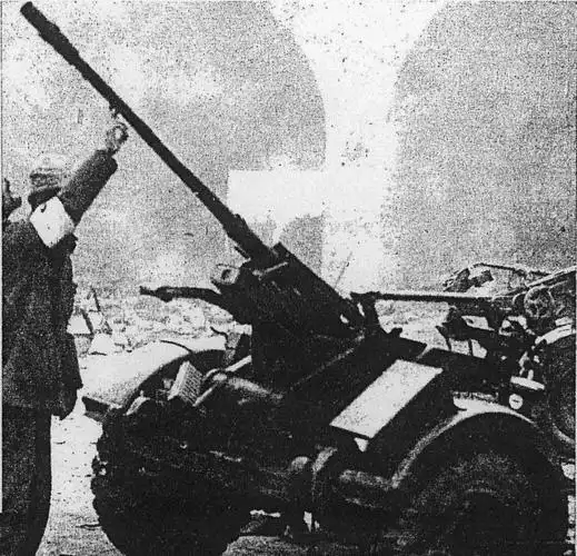 还有六门苏罗通st-5式20毫米口径机关炮