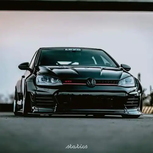 大众高尔夫mk7改装火箭兔宽体套件,不一样的暴力钢炮风味