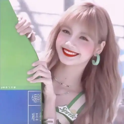 lisa头像原截余慧