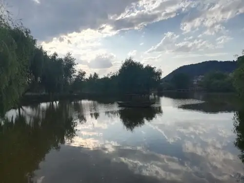 新河口湖滨公园xinhekou lake garden