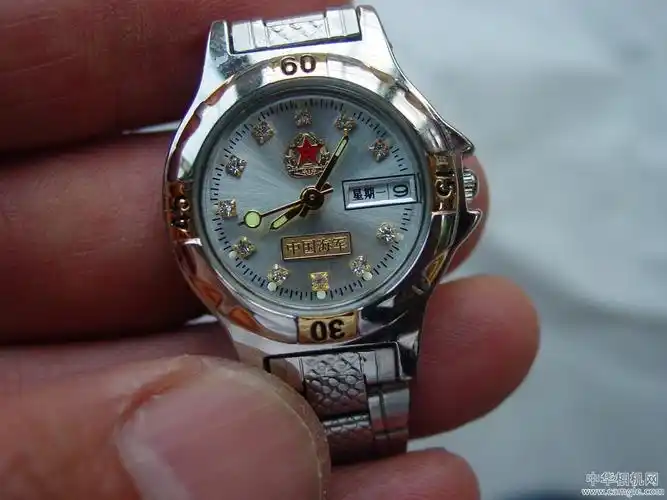 中国海军女军表,80元