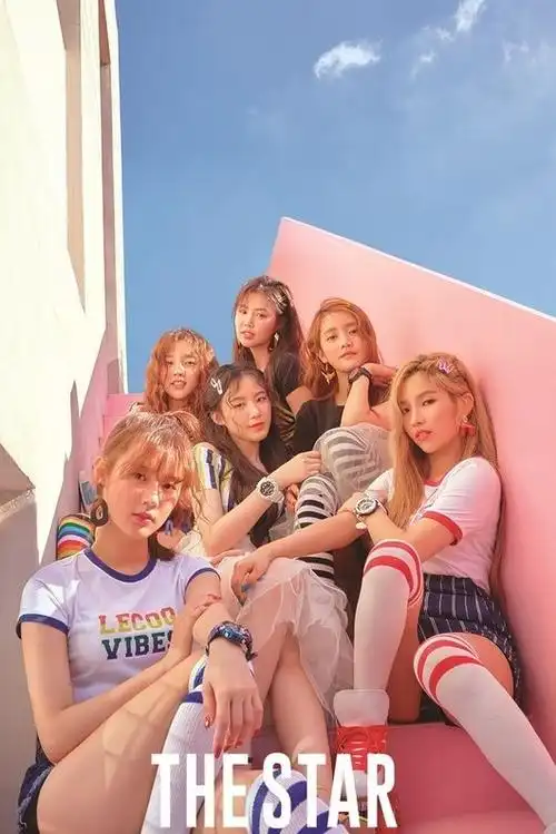 韩国女团(g)i-dle拍杂志写真展清纯可爱魅力