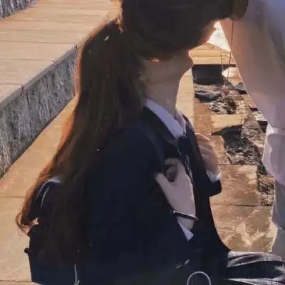 情侣头像一男一女情头真人成熟唯美超甜情头高清头像图片大全