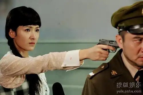 神秘人质搞笑接地气黄曼百变特工受欢迎