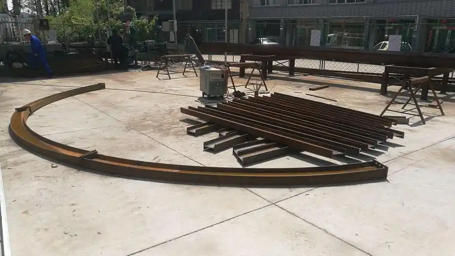 工字钢拱架加工后现场试拼装