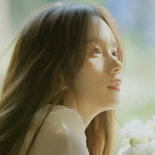 女人最适合的仙气清新微信个性头像