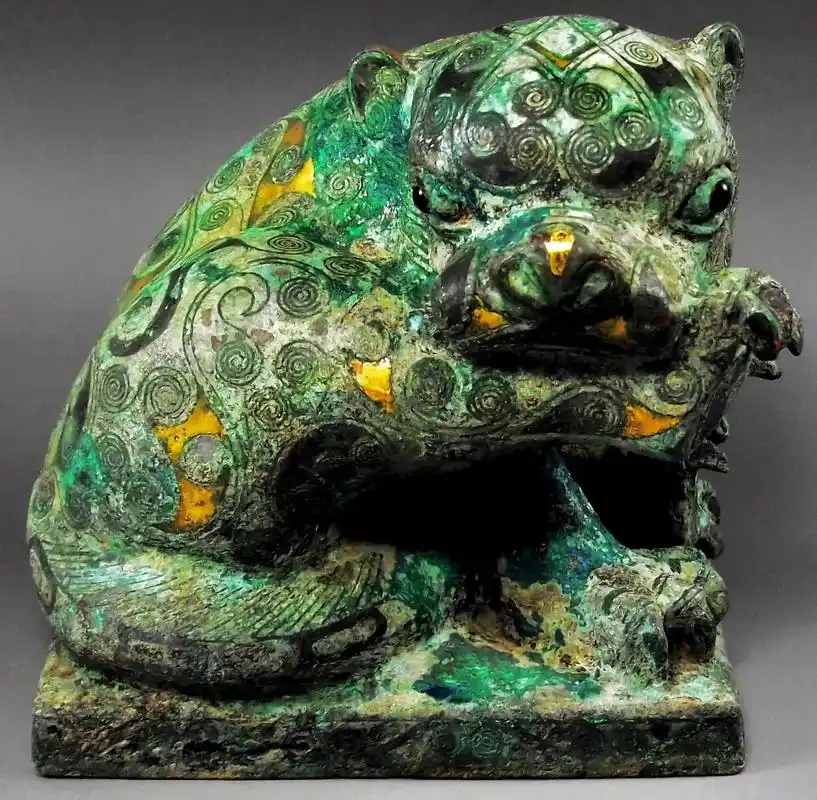 青铜器 错金银工艺是中国古代金属细 - 抖音