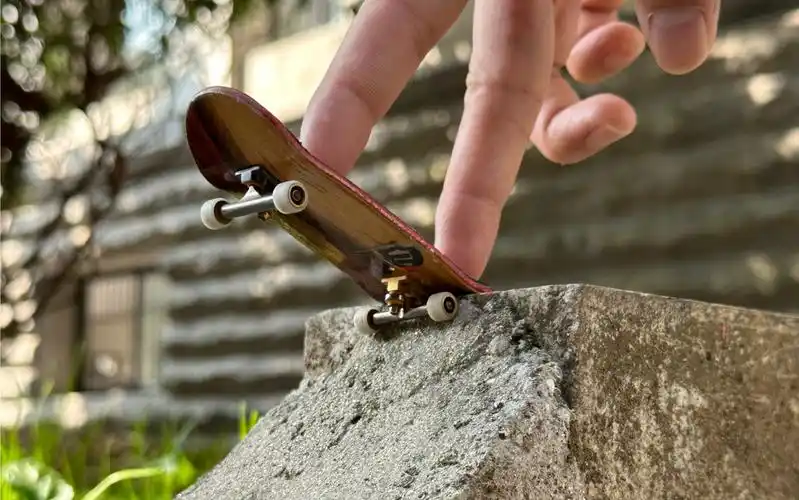 【手指滑板】近段时间的一些视频 最后配了几张照片