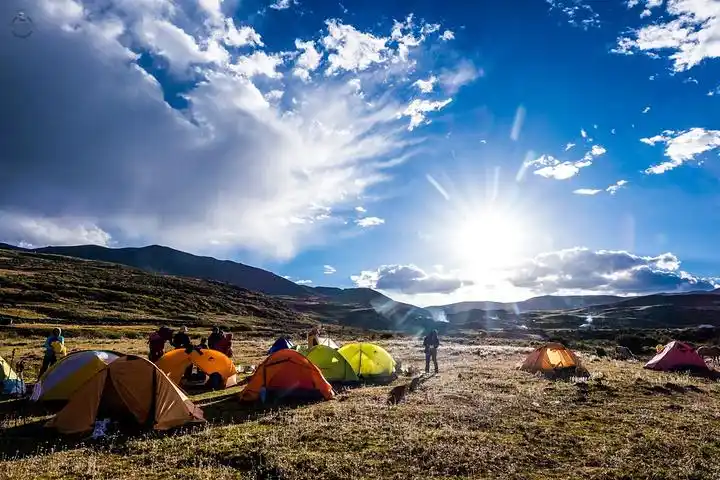 不经意间听见很多人在碎碎念为什么今天不走路,风景这么好_格聂神山
