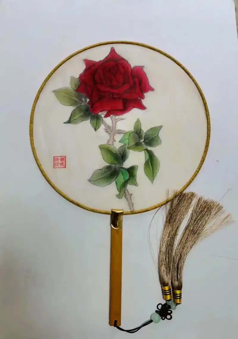 巧手绘团扇,给生活多一点色彩 ,巧遇画友学姐,真挚的友谊,不 - 抖音