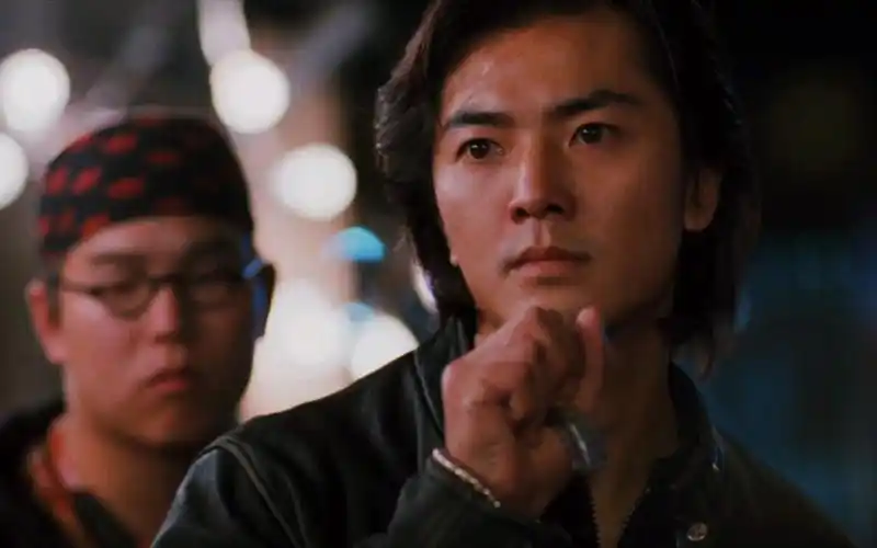 《古惑仔1之人在江湖》主题曲:《友情岁月》- 郑伊健