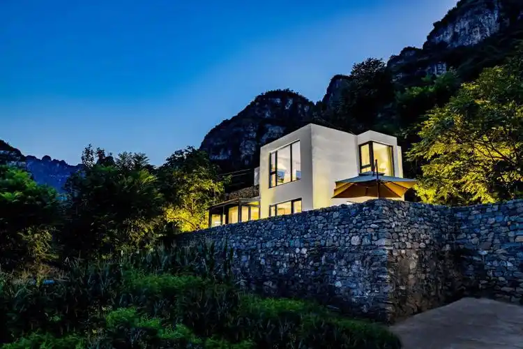 房山十度景点泳池民宿