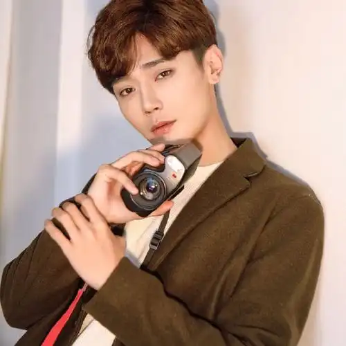 关注余凯宁4月14日 15:46来自余凯宁超话92卿如