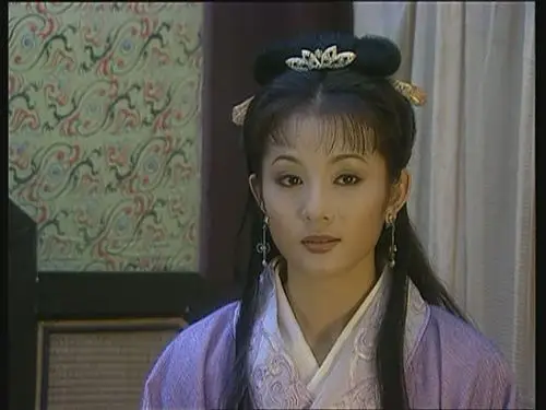 回复:【秀丽江山】黄丽娜版阴丽华光烈阴皇后剧照.