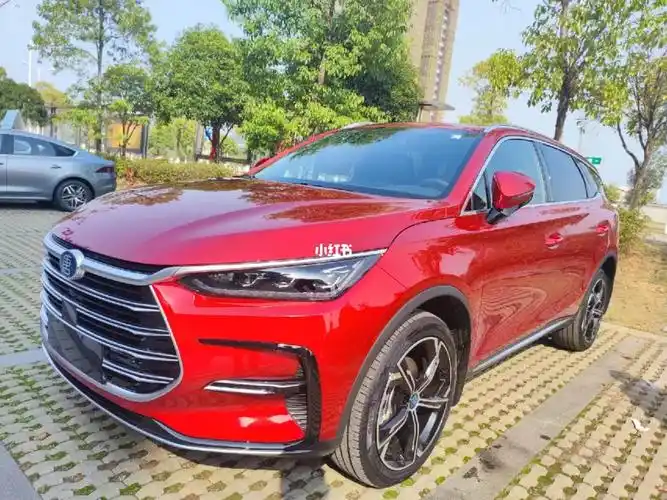 长沙比亚迪唐dmi红色您觉得怎么样呢